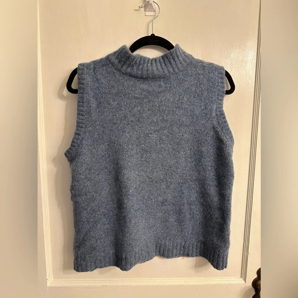 Orvis Men's Lambswool Vintage zip Up Sweater Vest - Picture 2 of 4